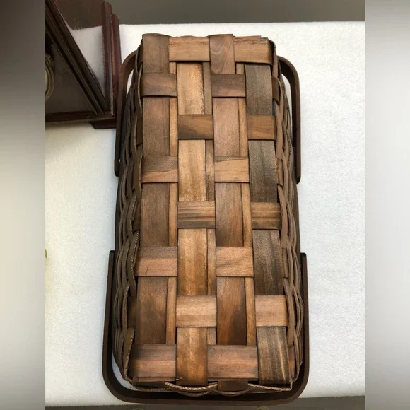 Vintage Wooden Woven Basket With Folding Handles - Picture 10 of 10